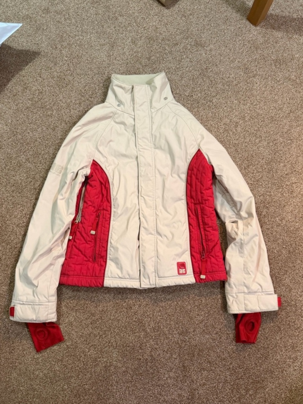 American Eagle Outfitters AE77 Performance Ski Jacket White & Red Size S